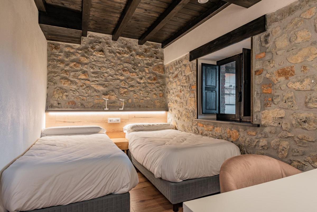 Apartamentos Picabel Onís المظهر الخارجي الصورة