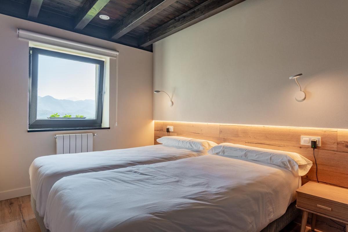 Apartamentos Picabel Onís المظهر الخارجي الصورة